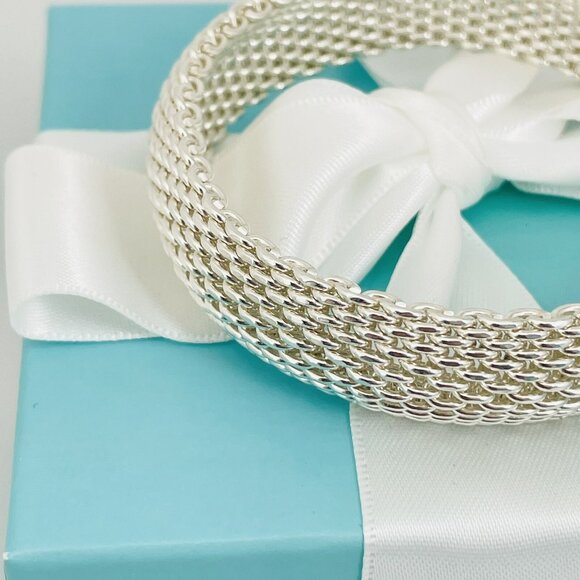 7.25" Tiffany & Co Somerset Flexible Mesh Weave Bangle Bracelet in Silver - Picture 5 of 8